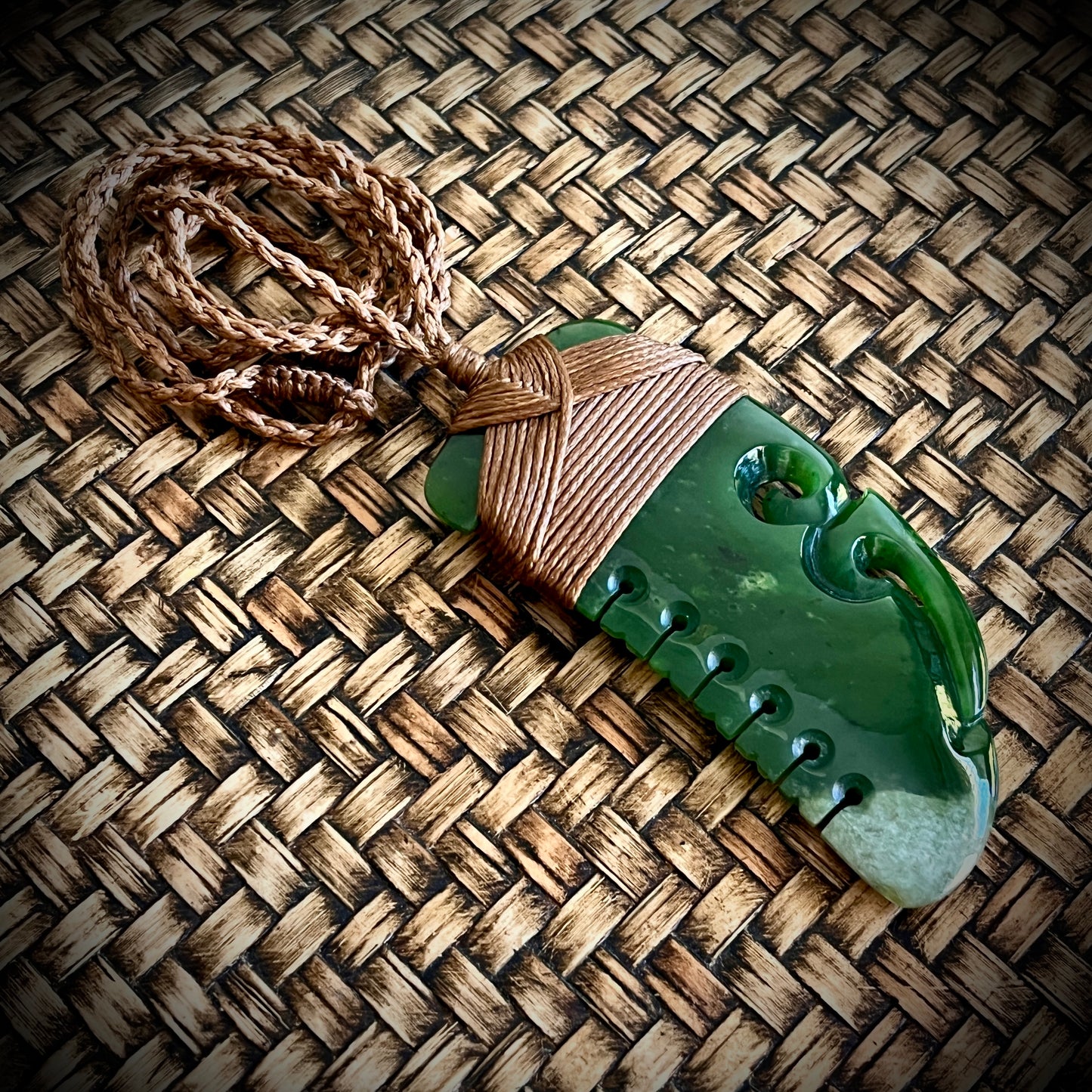 Rei NihošWhale tooth design