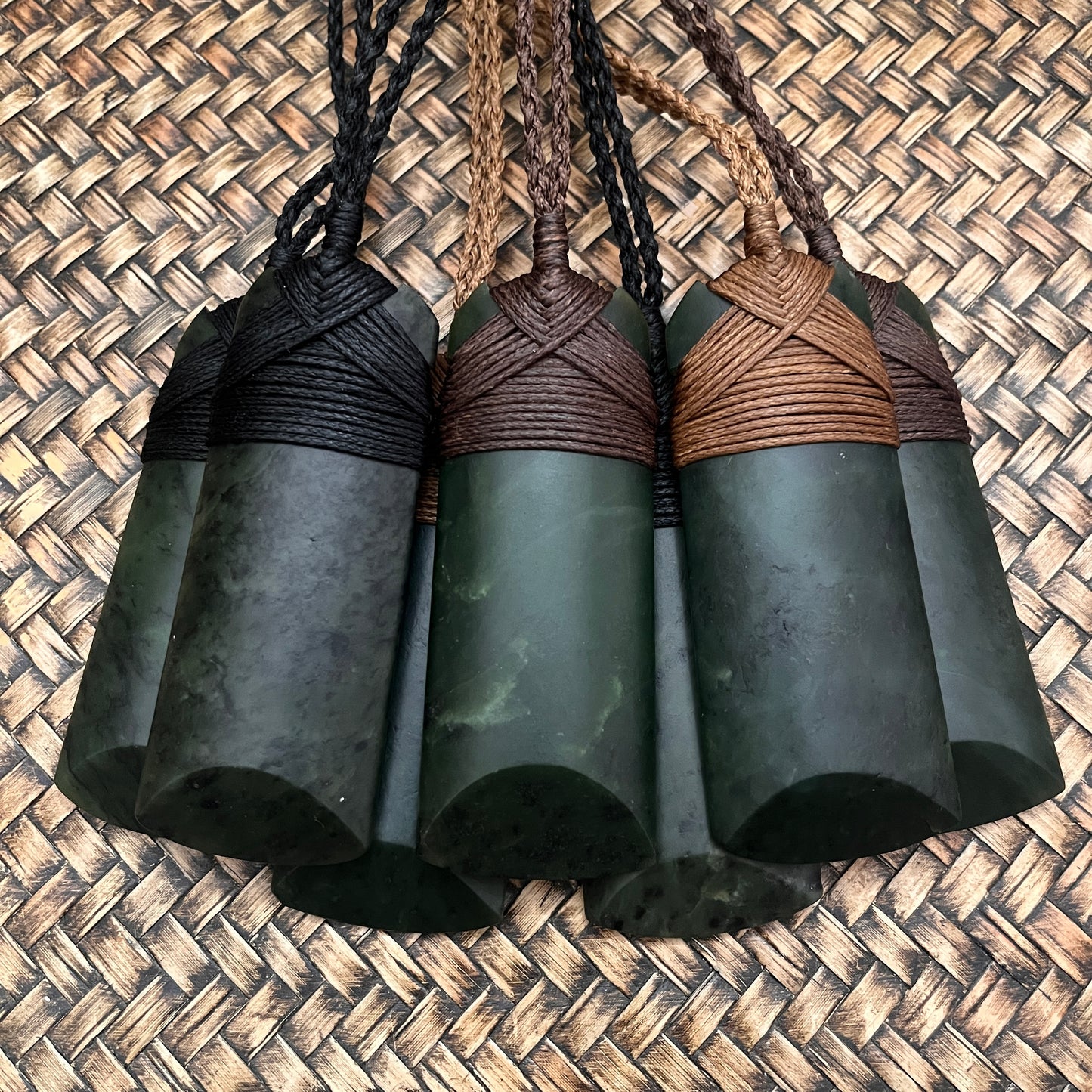 Greenstone~Pounamu Adze/Toki (9.0x3.5cm)L