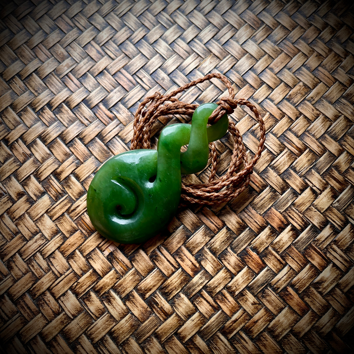 Greenstone Jade Pikorua (Twist) Pendant | 7cm