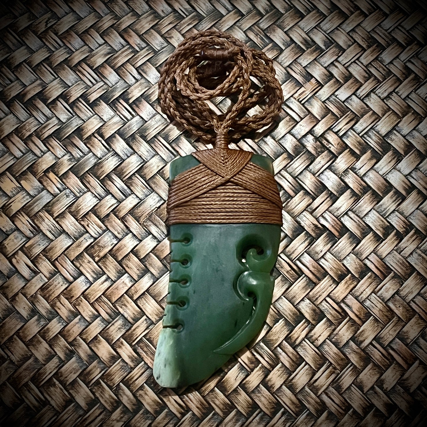 Rei NihošWhale tooth design