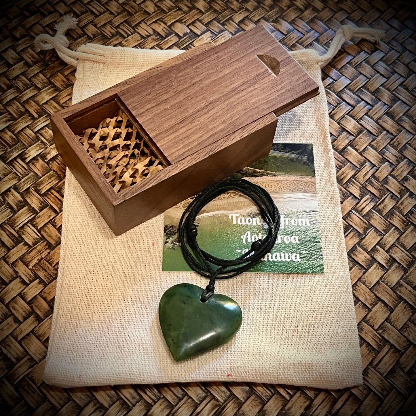 Pounamu Aroha Heart Pendants~suited for all ages