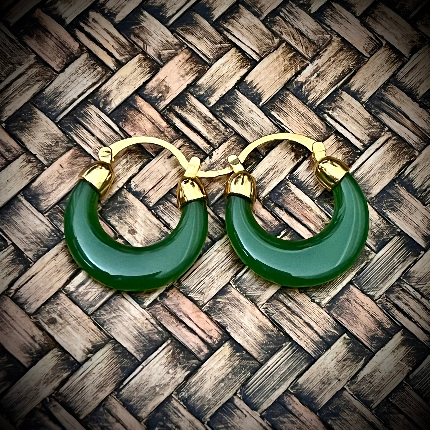Crescent Maramaš Greenstone/Jade sleeper style earrings.