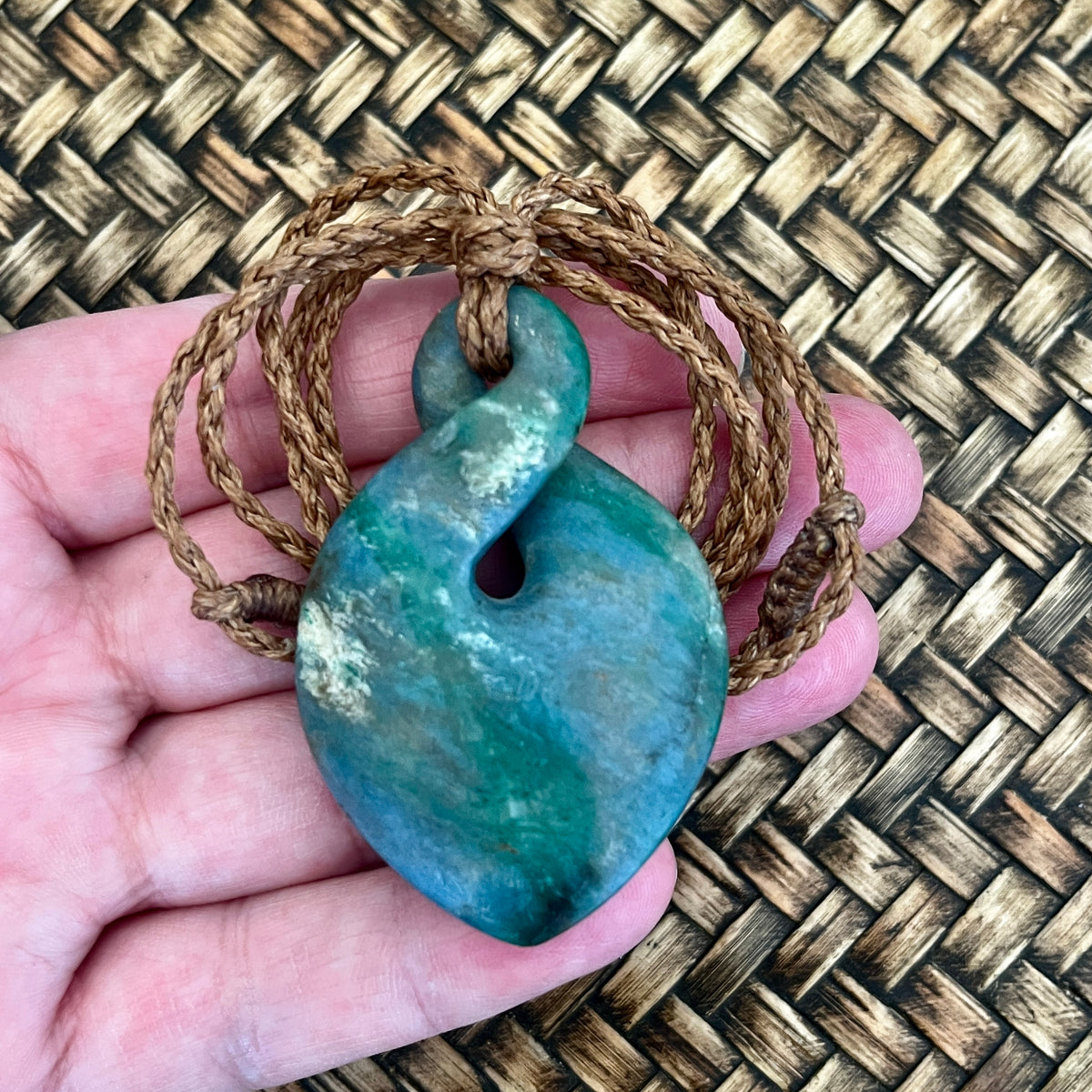 Aotea Stone Twist Pendant