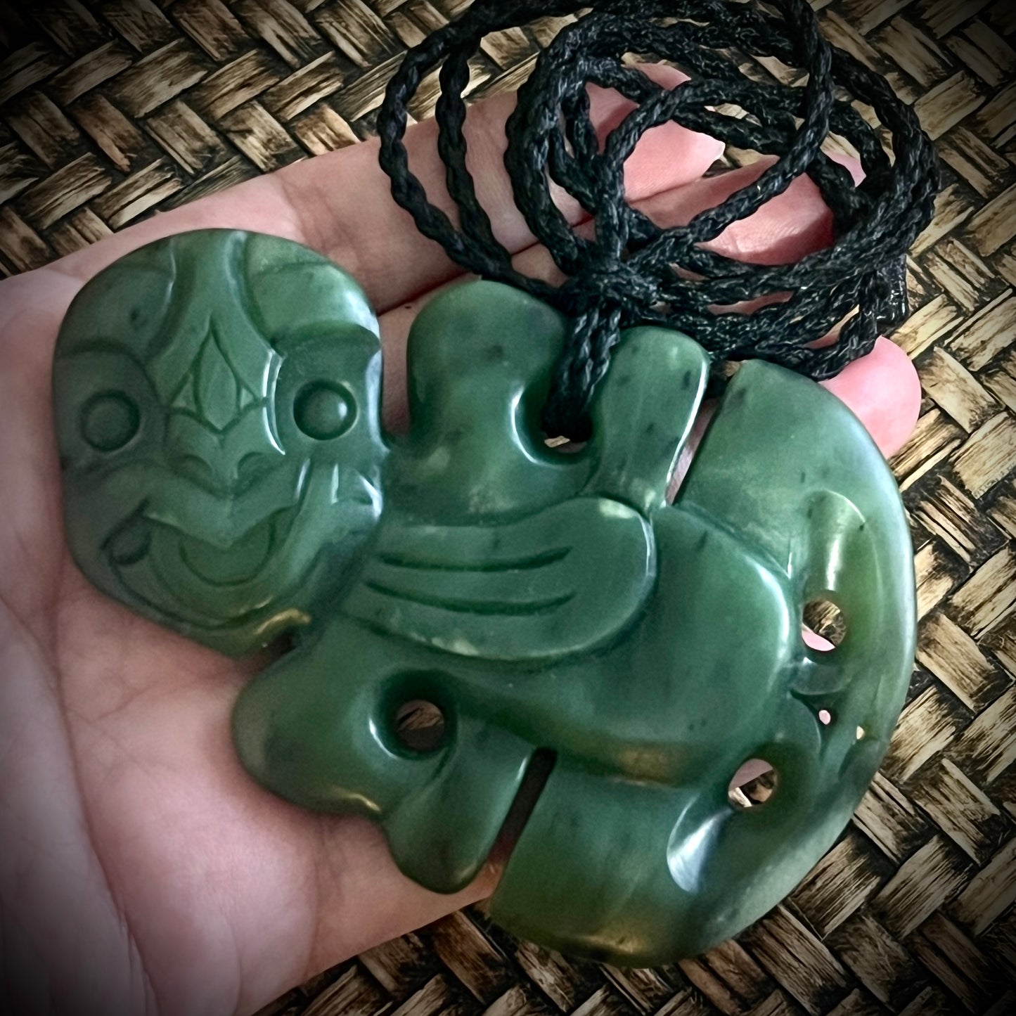 Large Hei Tiki {Tāwhirimātea}