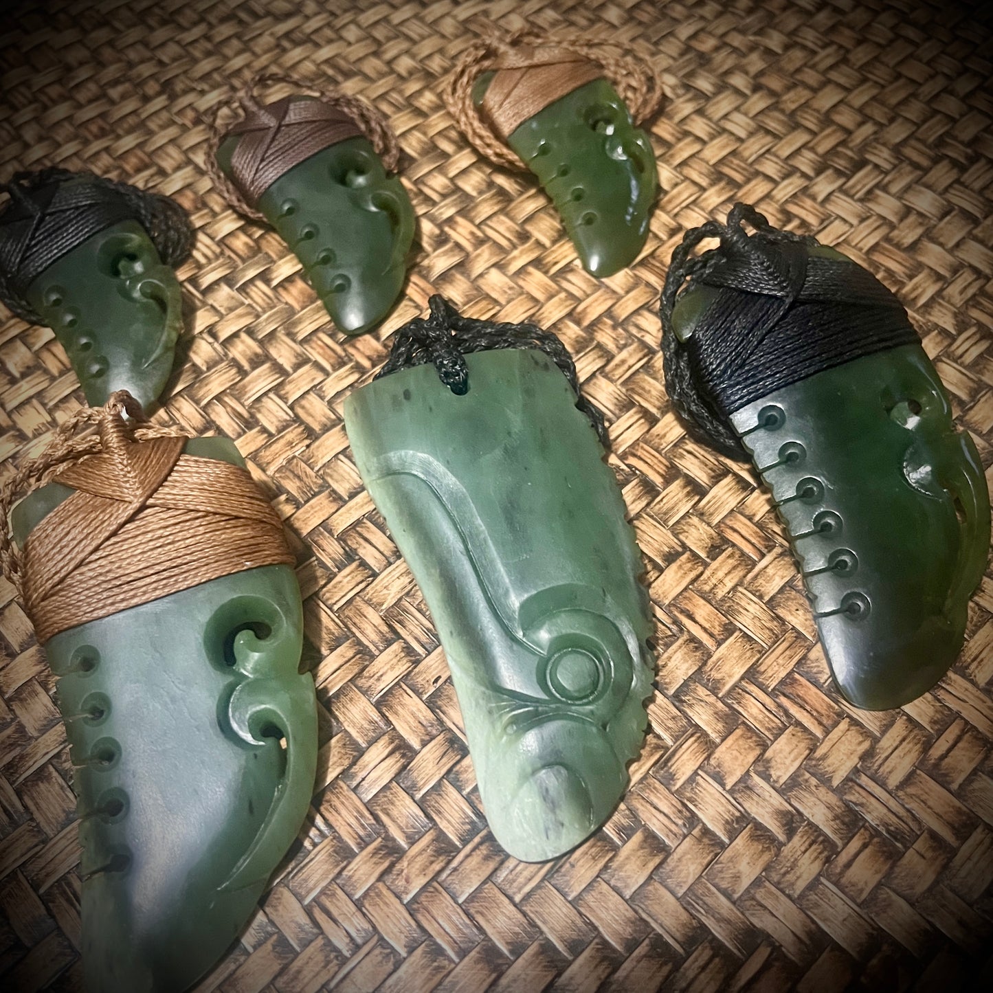 Rei NihošWhale tooth design