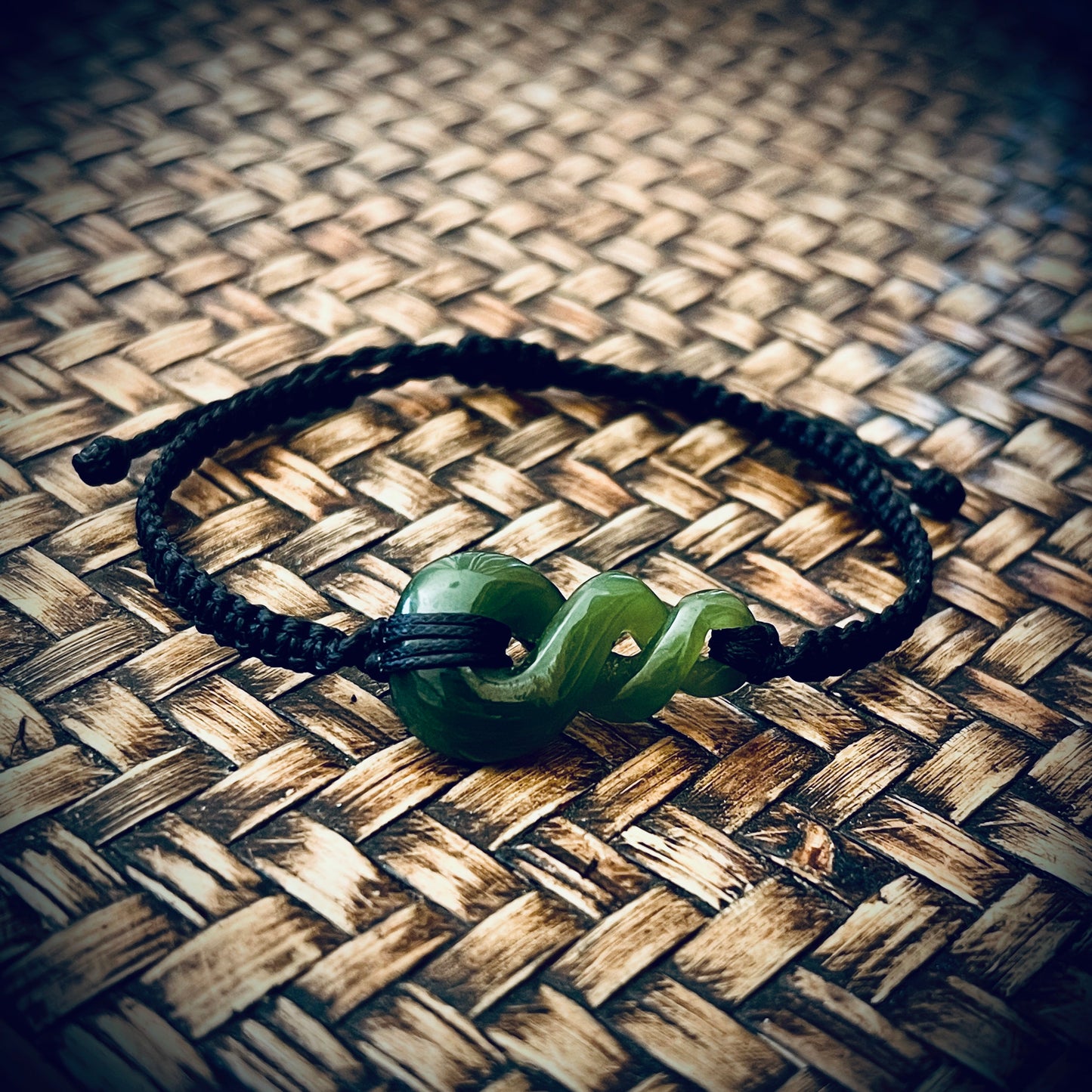 Pounamu Pikorua Bracelet