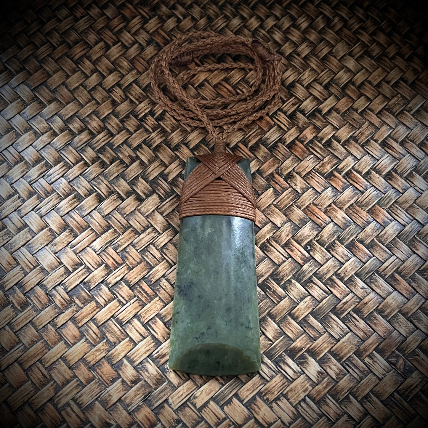 Greenstone~Pounamu Adze/Toki (9.5x3.5cm) mātotoru
