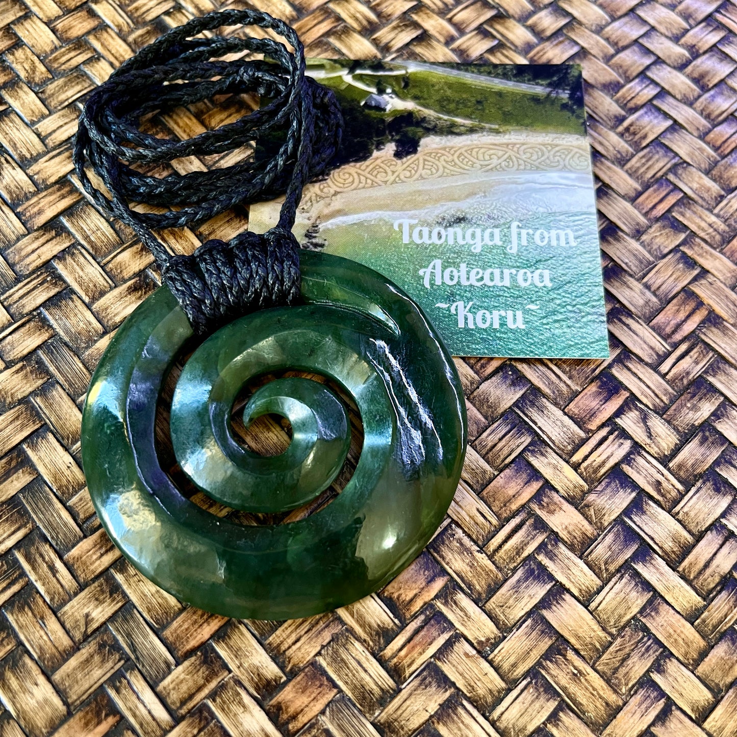 Nui Koru~Kawakawa Pounamu(6cm)