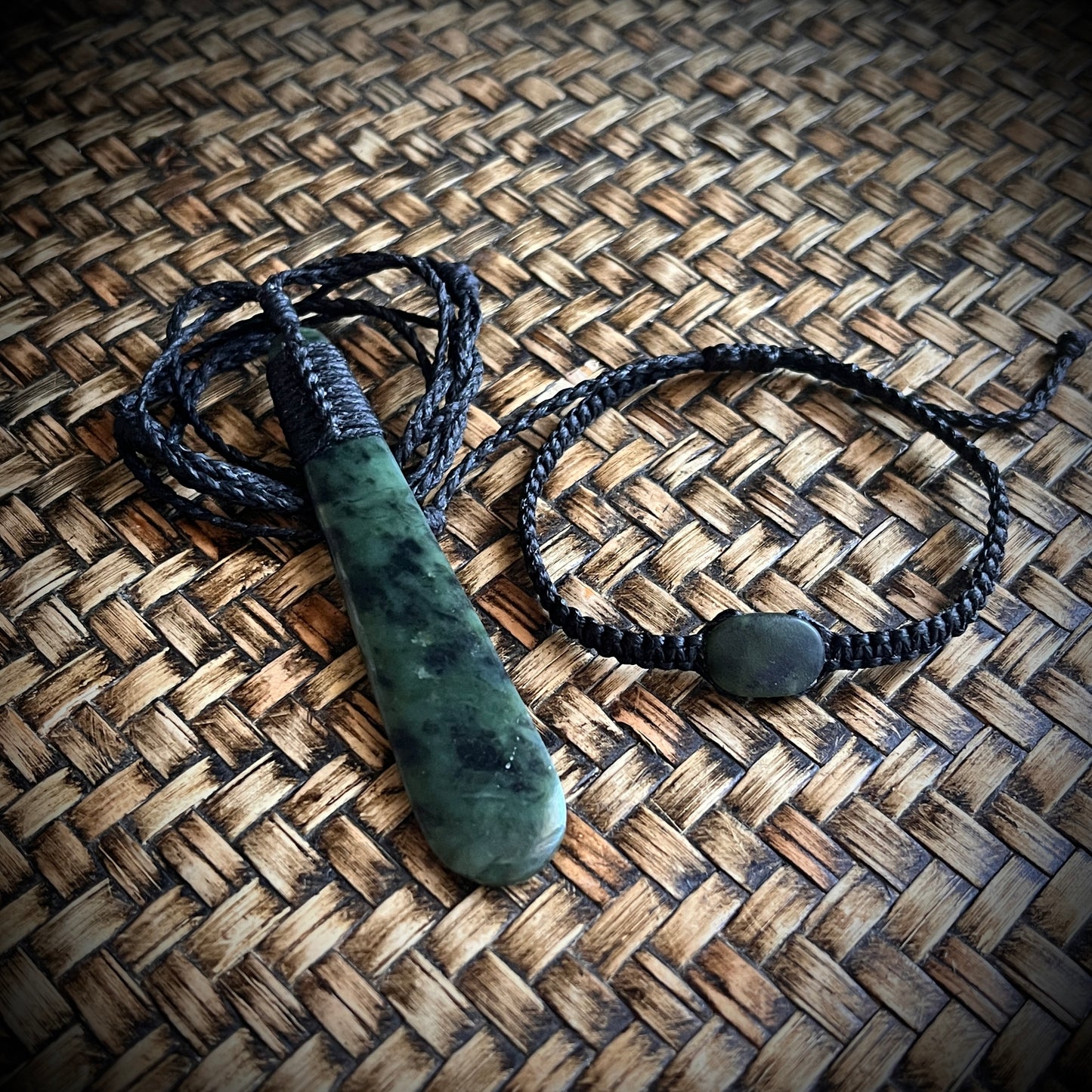 Pounamu Roimata & bracelet set