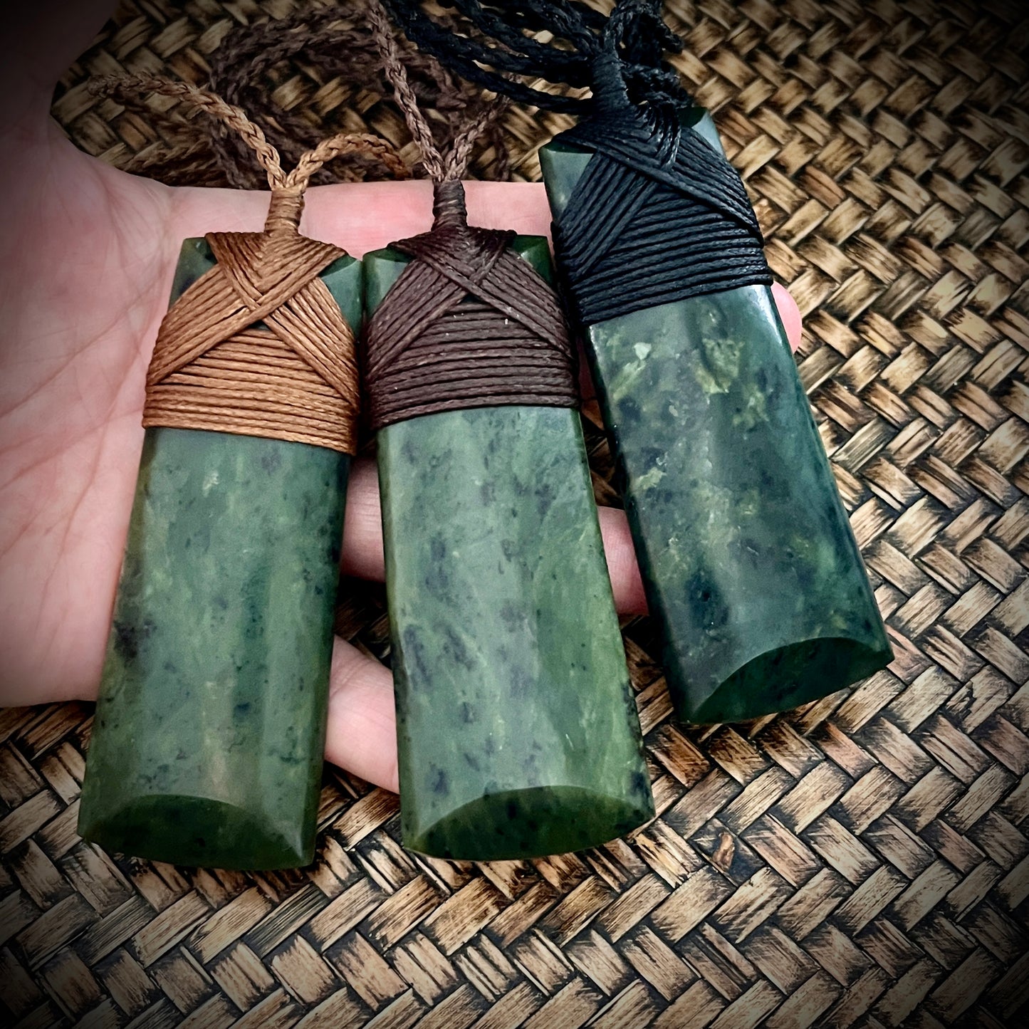 Greenstone~Pounamu Adze/Toki (9.5x3.5cm) mātotoru