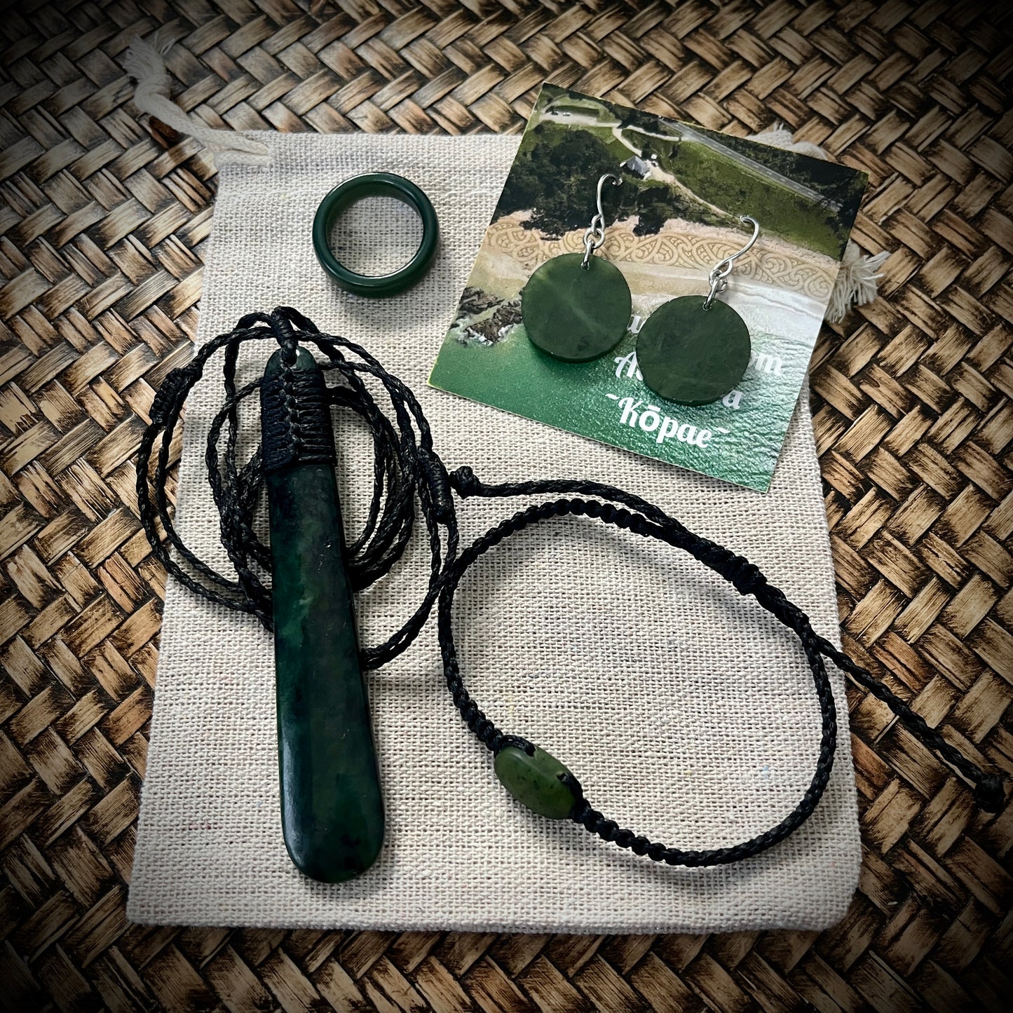 Greenstone Gift sets for Māmā