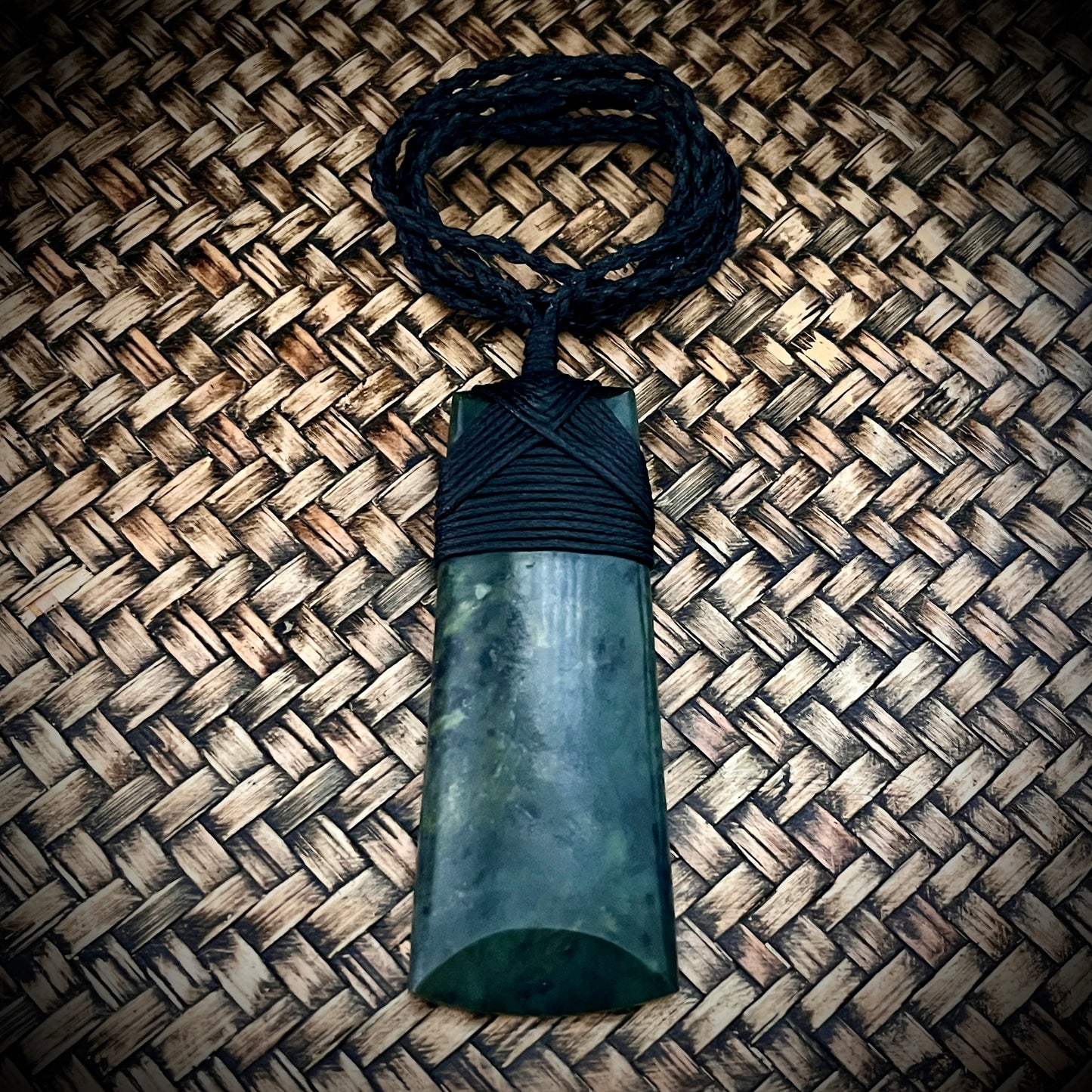Greenstone~Pounamu Adze/Toki (9.5x3.5cm) mātotoru