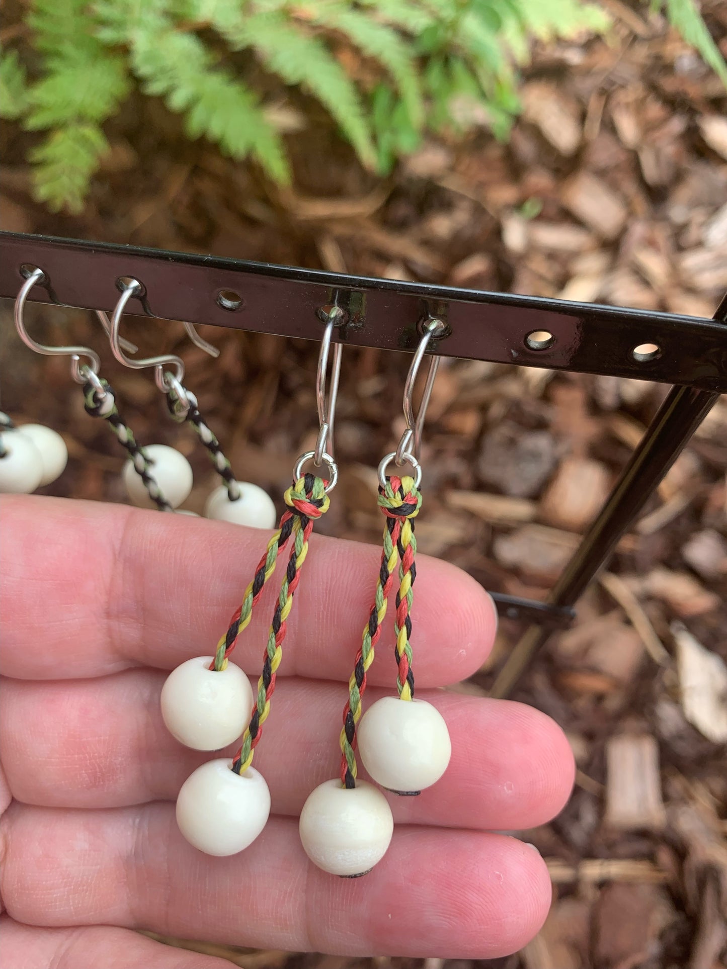 Iti Poi earrings