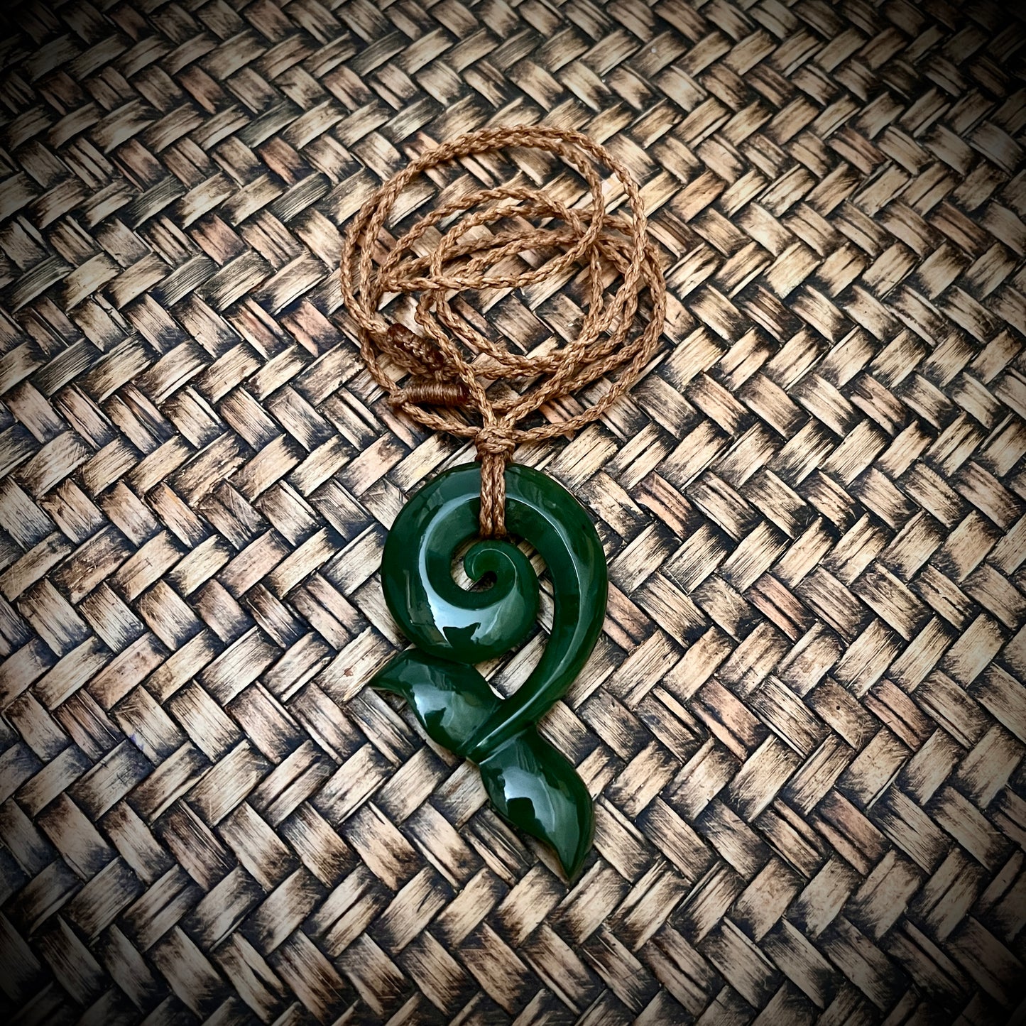 Koru~Tohorā