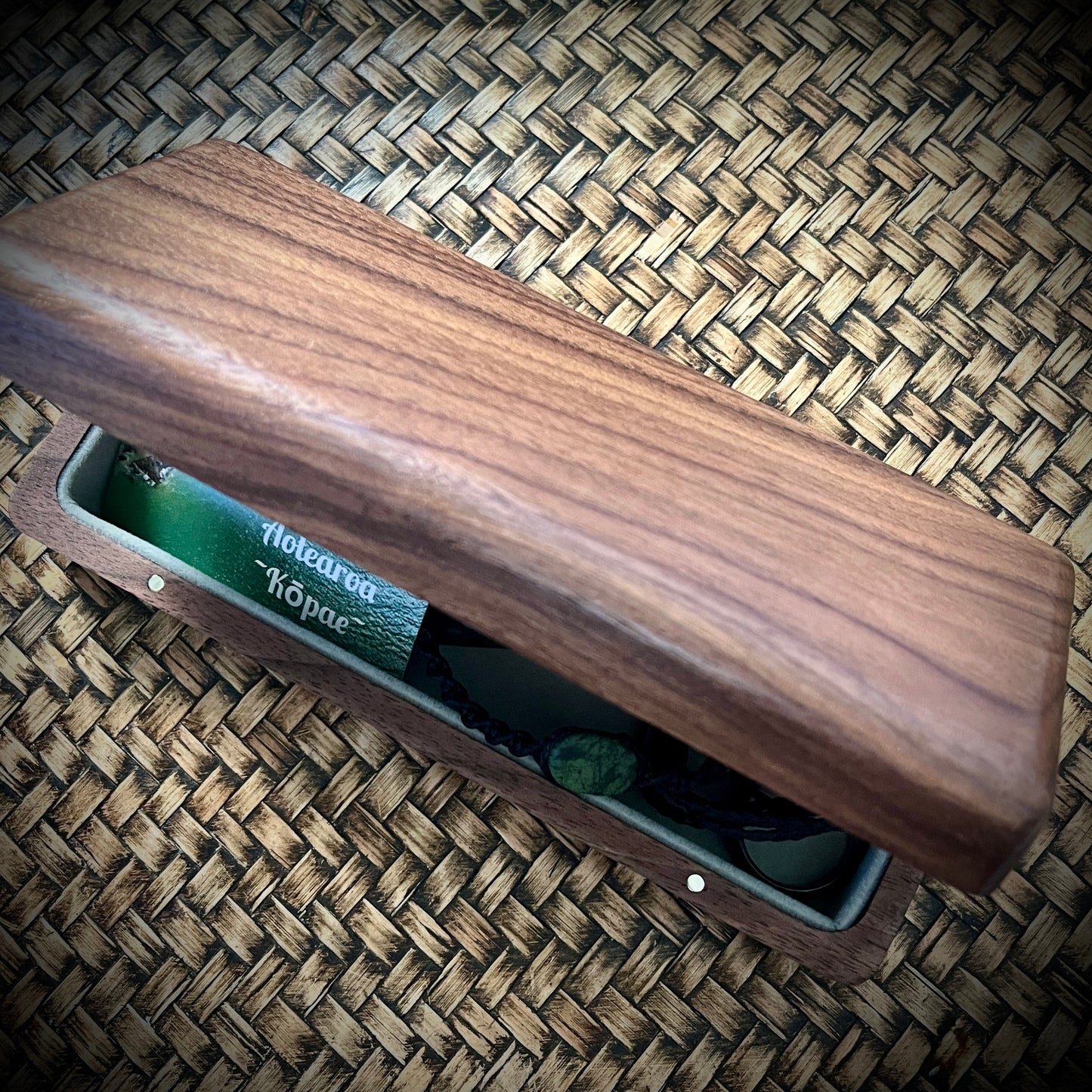 Greenstone Gift sets for Māmā
