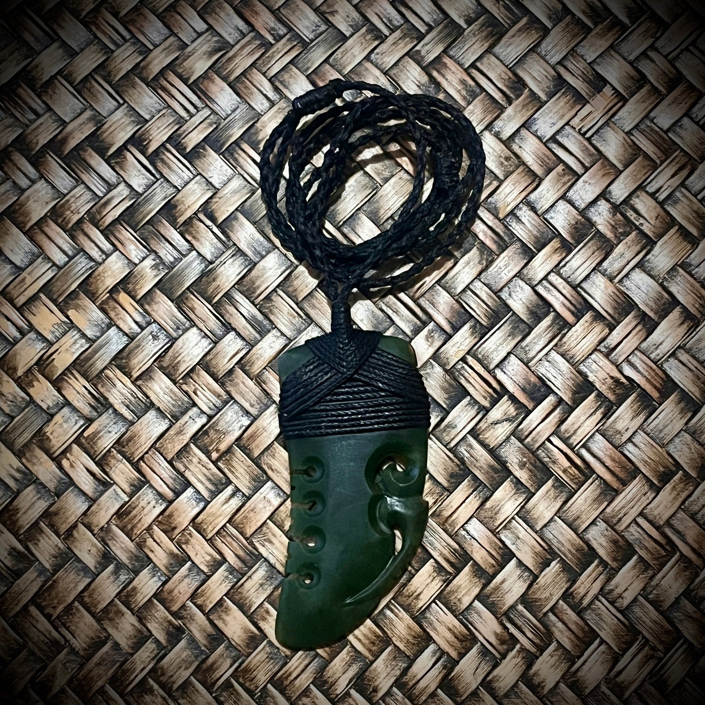 Rei Niho🐋Whale tooth design