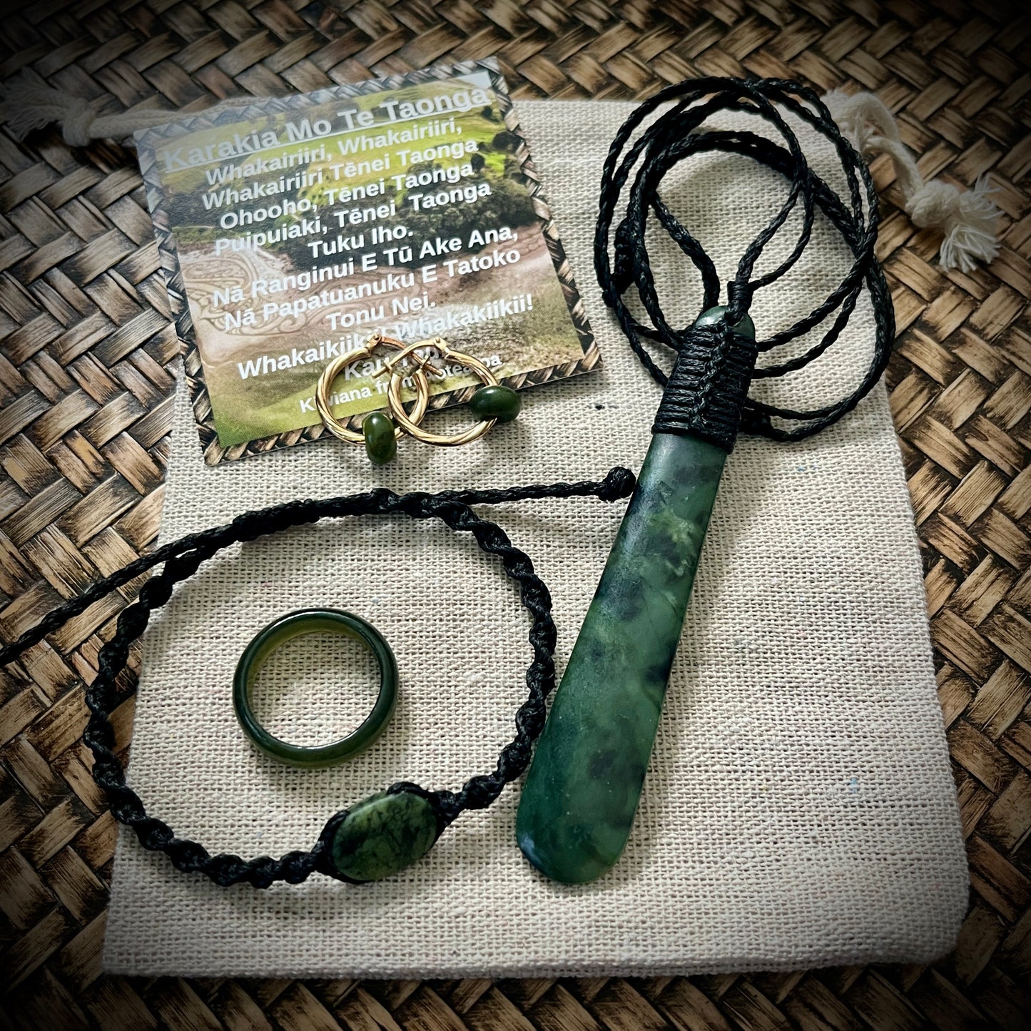 Greenstone Gift sets for Māmā