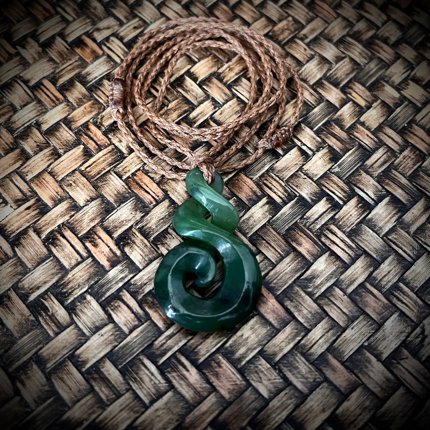 Pounamu Pikorua/Koru (4cm)