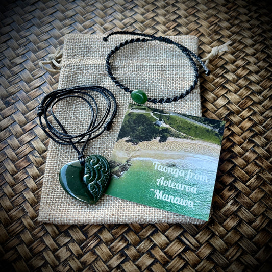 Side carved heart and bracelet set