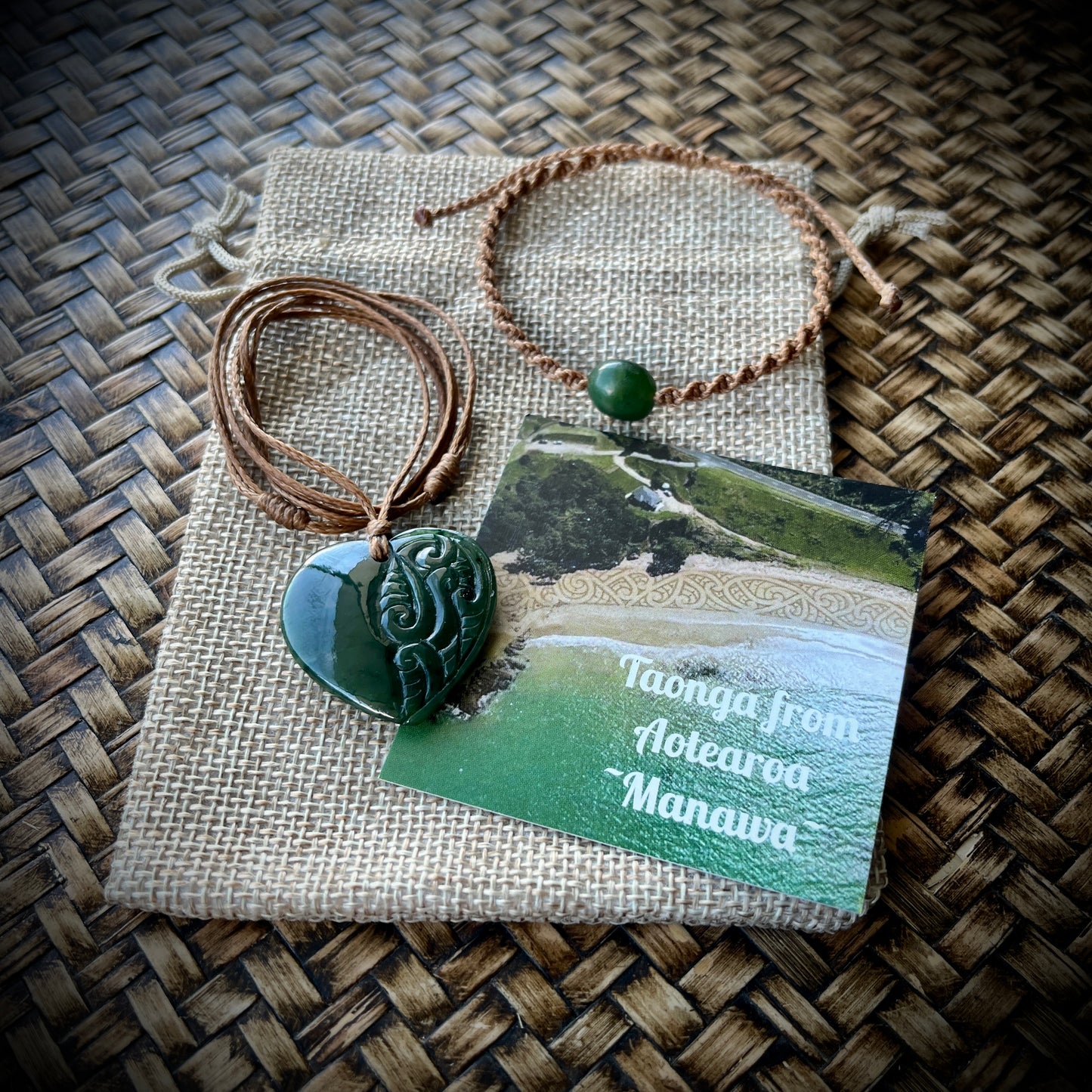 Side carved heart and bracelet set