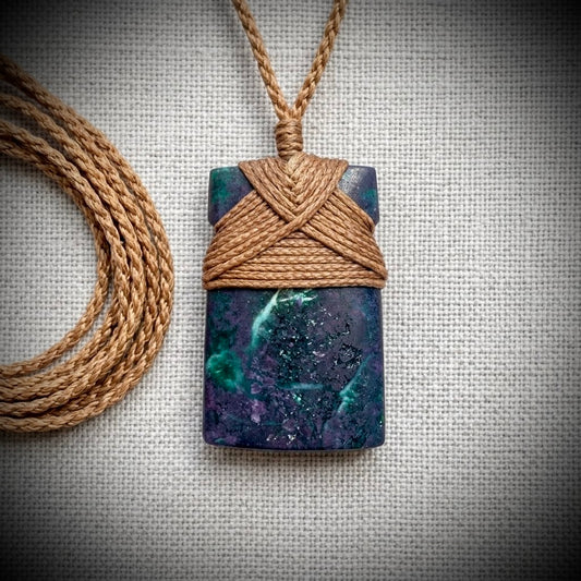 New Zealand Goodletite Toki – Ruby Rock