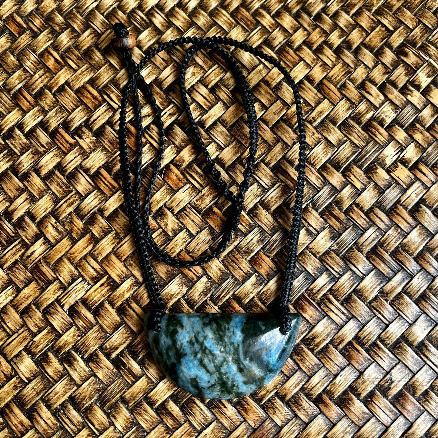 Tangaroa ā Mua – crescent moon Aotea pendant