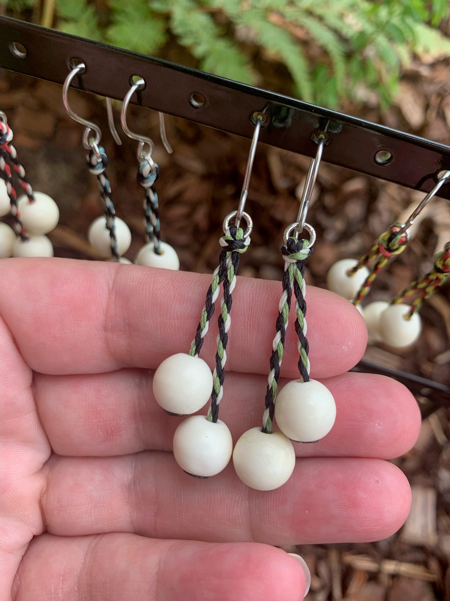 Iti Poi earrings