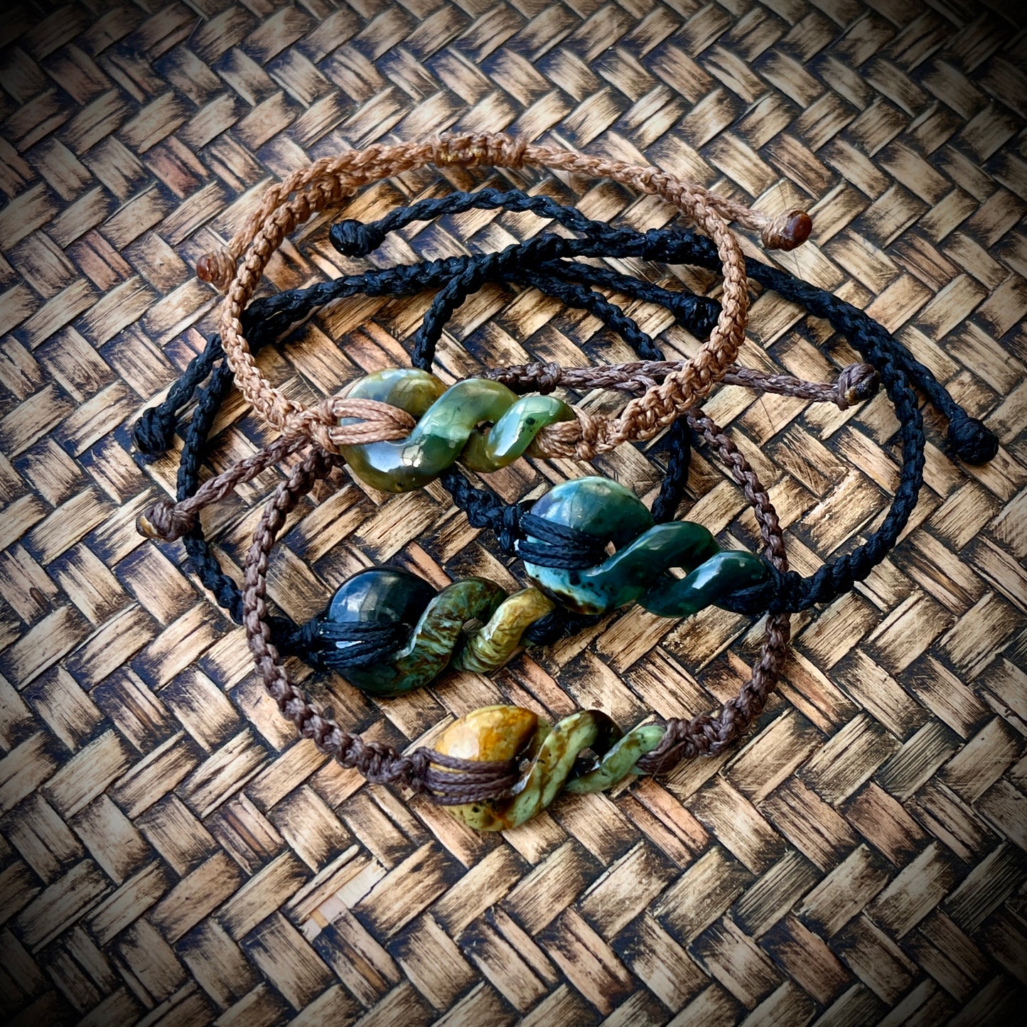 Flower Jade-Pounamu Pikorua Bracelet