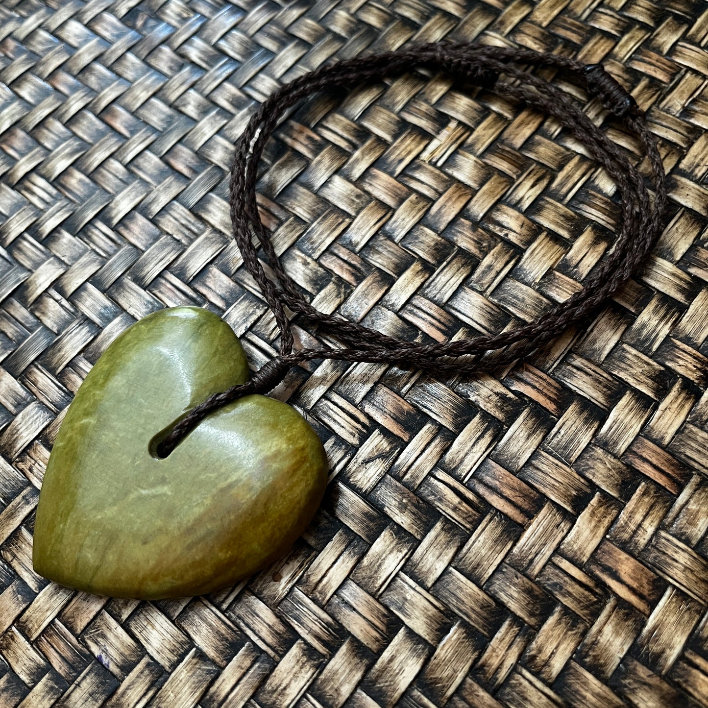 Auhunga Pounamu Heart