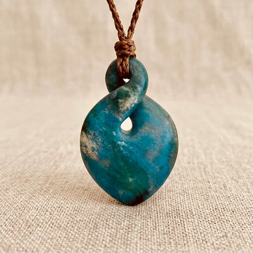 Aotea Stone Twist Pendant