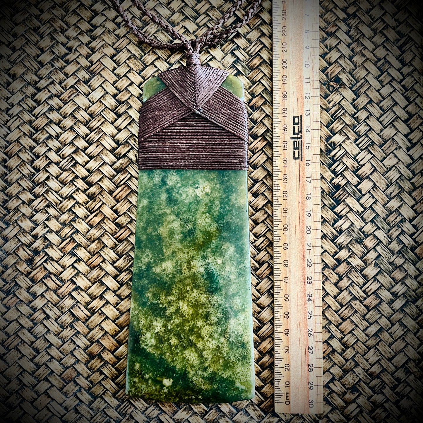 Nui Toki – Jade Greenstone Pendant  (20cm x 7.5cm~280g)