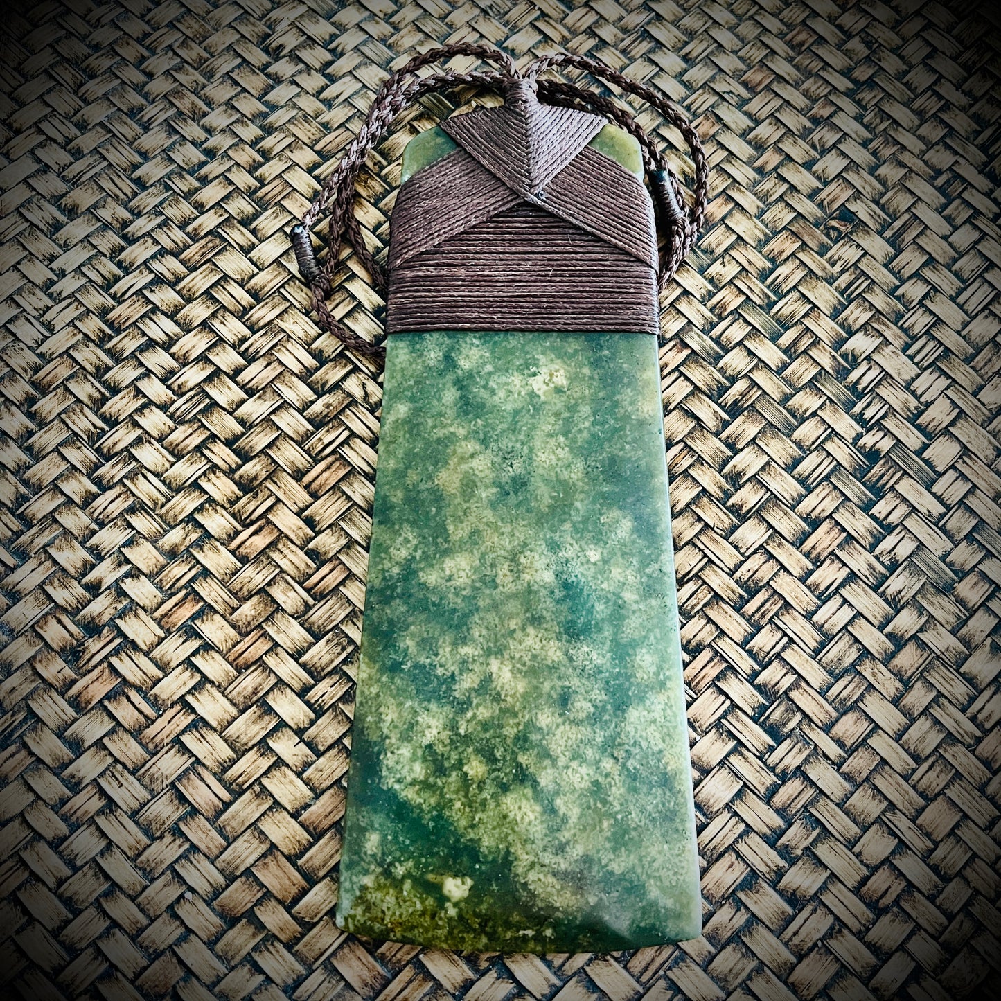 Nui Toki – Jade Greenstone Pendant  (20cm x 7.5cm~280g)