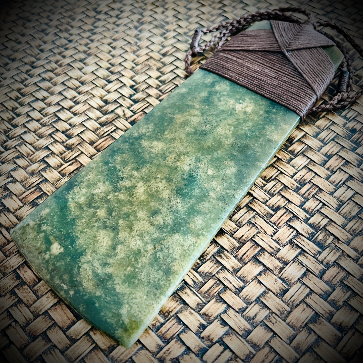 Nui Toki – Jade Greenstone Pendant  (20cm x 7.5cm~280g)