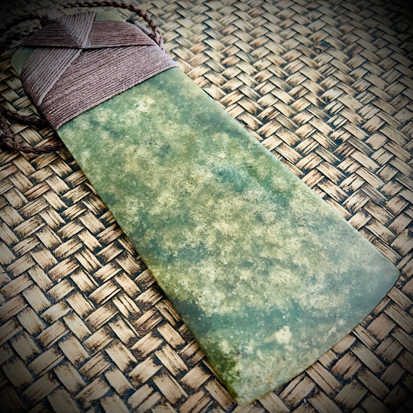 Nui Toki – Jade Greenstone Pendant  (20cm x 7.5cm~280g)