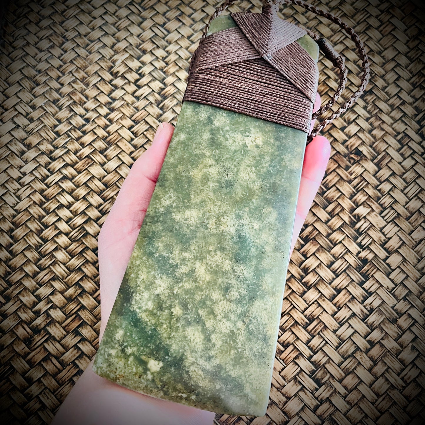 Nui Toki – Jade Greenstone Pendant  (20cm x 7.5cm~280g)