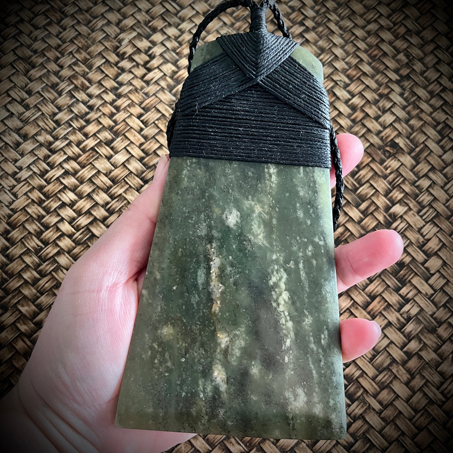 Nui Toki – Jade Greenstone Pendant – (16cm x 9cm~330g)
